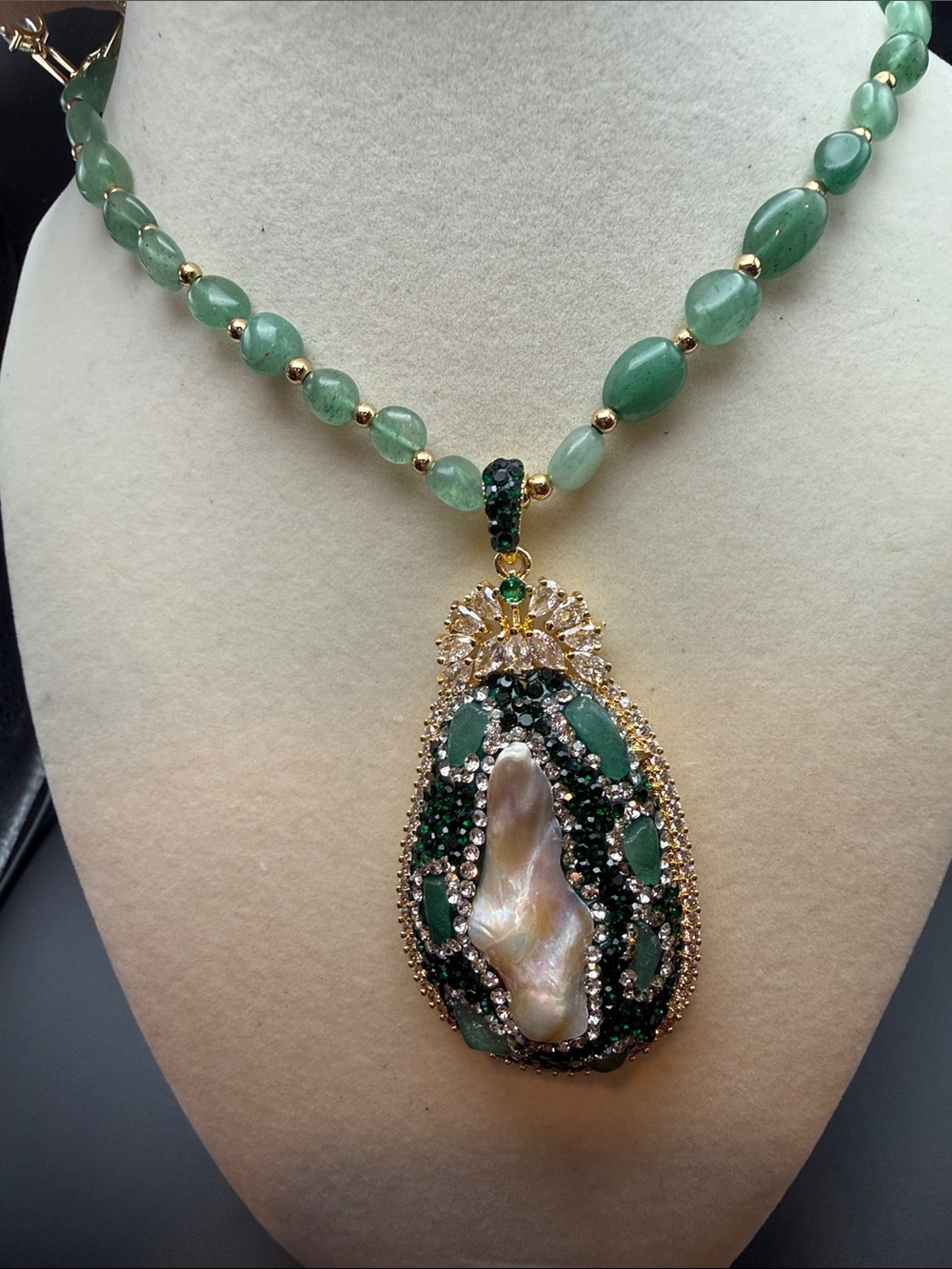 Adina Eden Green Beaded Necklace with Pearl-Like Pendant